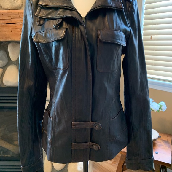 Danier Brown Leather Cargo Style Jacket - Picture 2 of 8